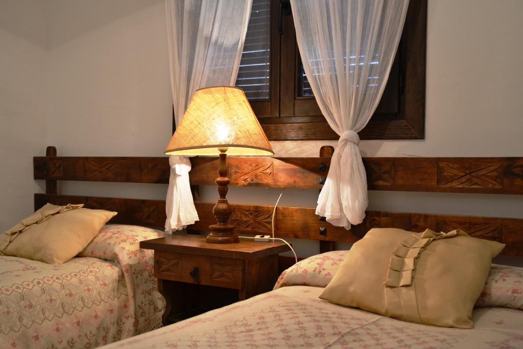 Casa Con Chimenea - Casa Anina Apartment Montsonis Екстериор снимка